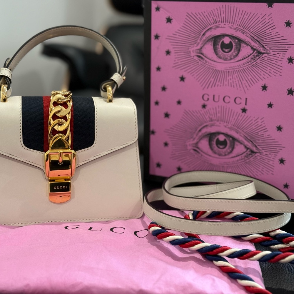 Gucci Cream and Black Women's Bag
